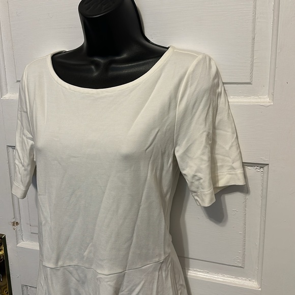 White Loft Blouse w/ Detail - Picture 3 of 6